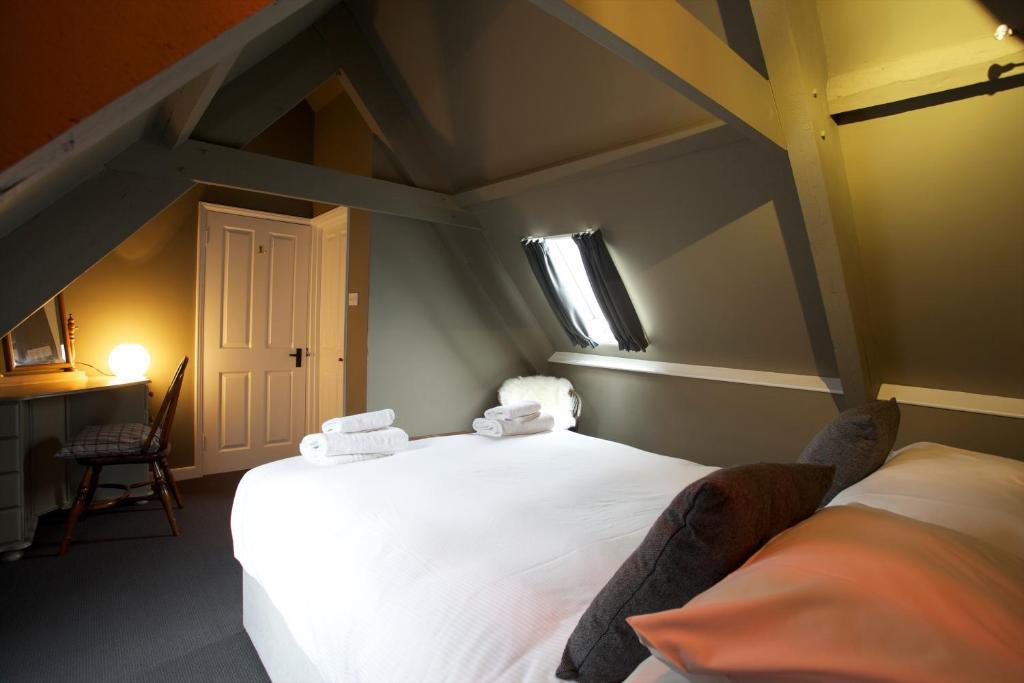 The Kings Arms Hotel Didmarton ห้อง รูปภาพ