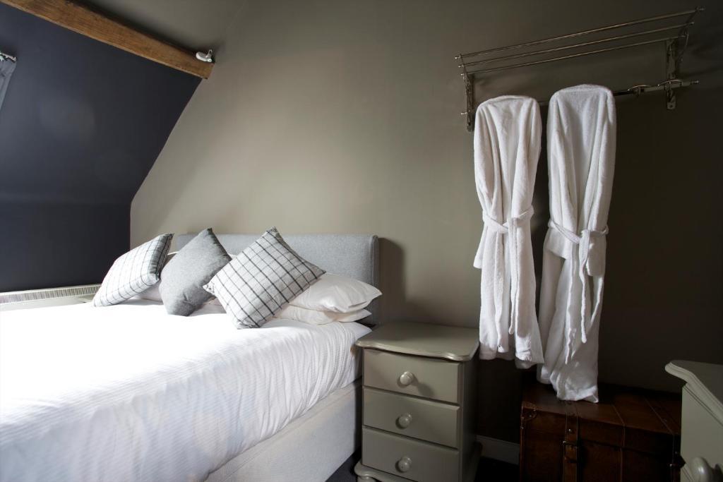The Kings Arms Hotel Didmarton ห้อง รูปภาพ