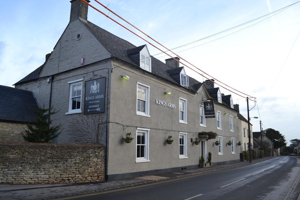 The Kings Arms Hotel Didmarton ภายนอก รูปภาพ